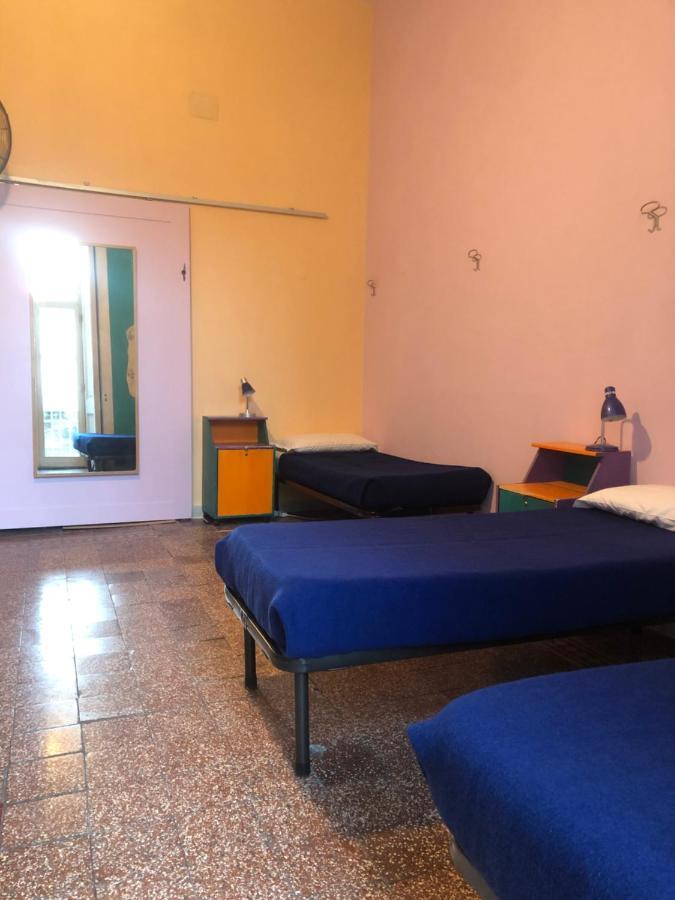 6 Small Rooms Neapel Exterior foto